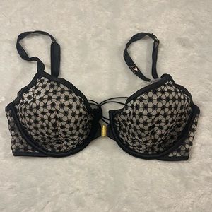 NWT Very Sexy Unlined Demi Bra